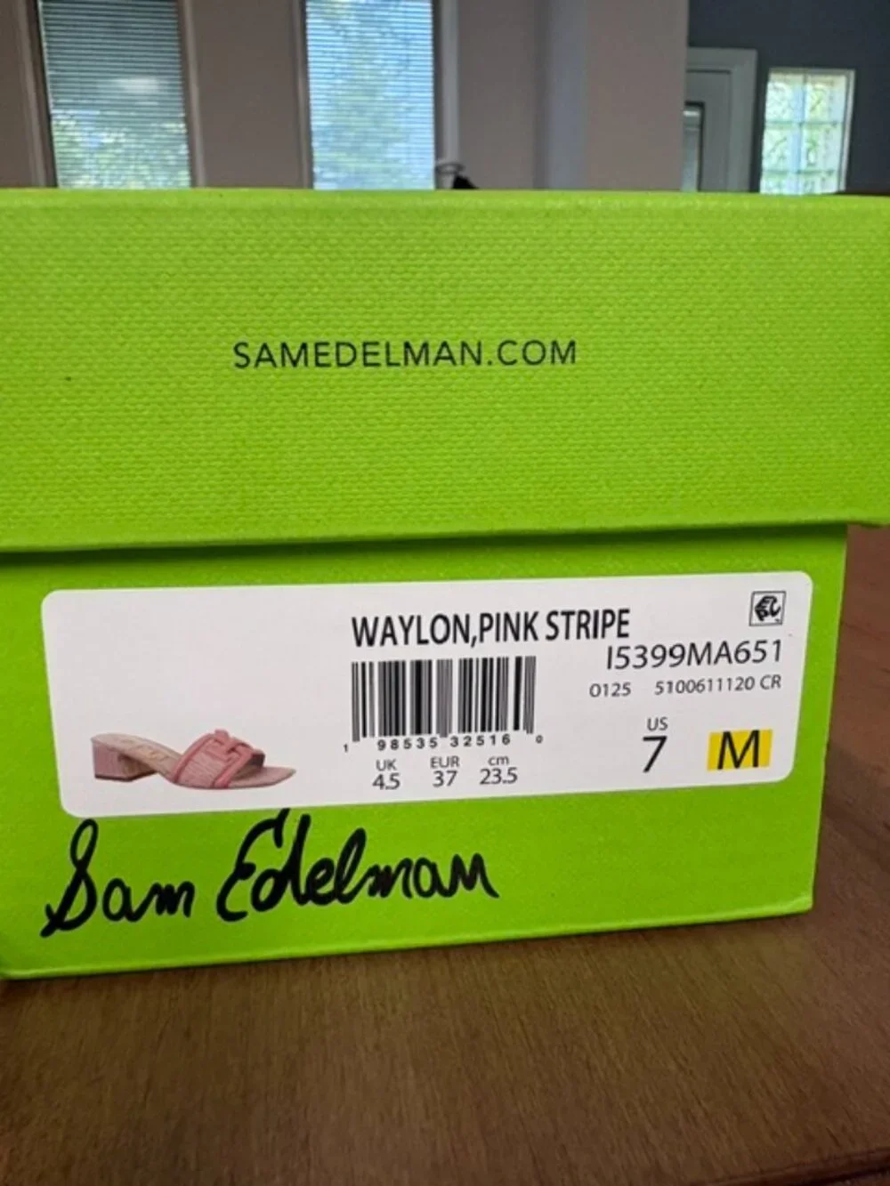 SAM EDELMAN Waylon sandal 7 New in Box